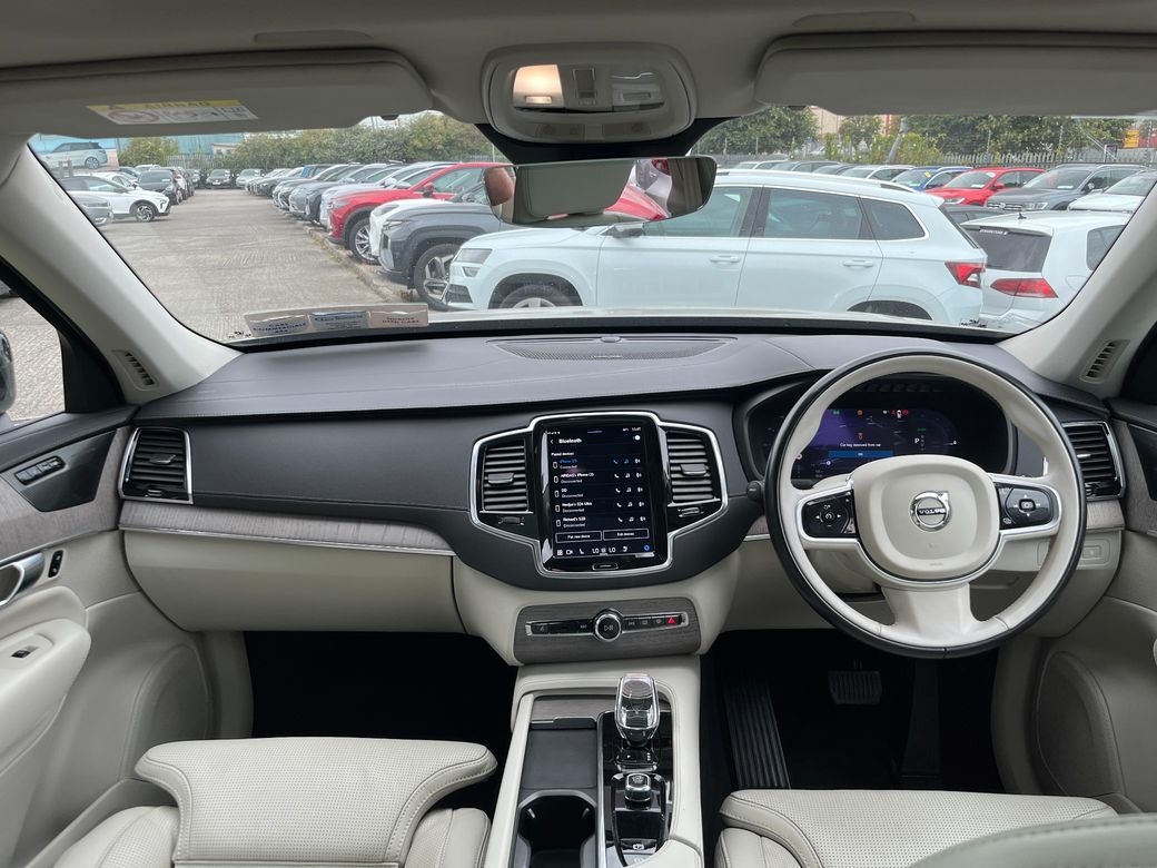 2022 Volvo XC90