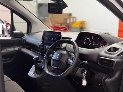 2020 Peugeot Partner