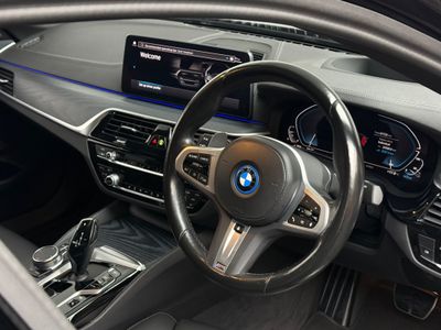 2022 BMW 5 Series