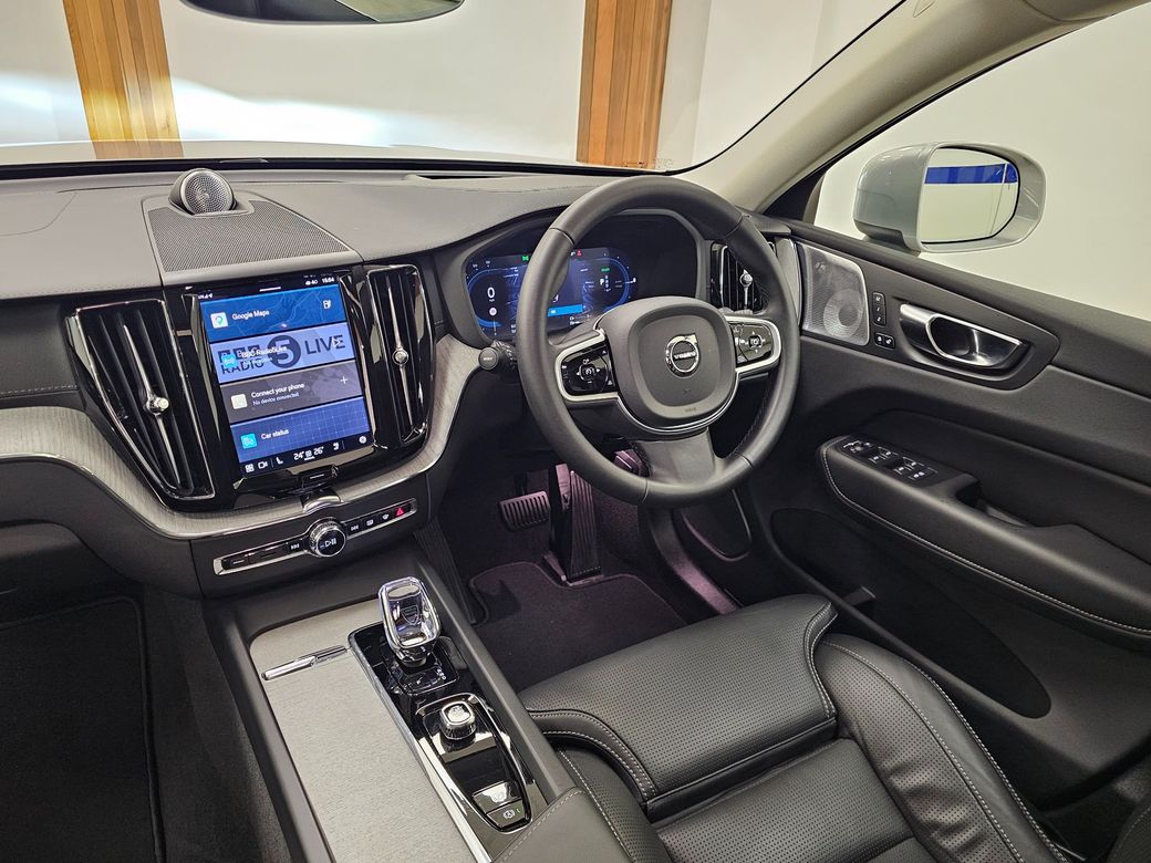 2025 Volvo XC60