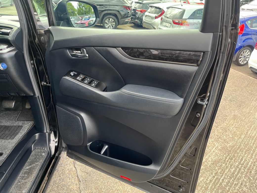 2021 Toyota Alphard