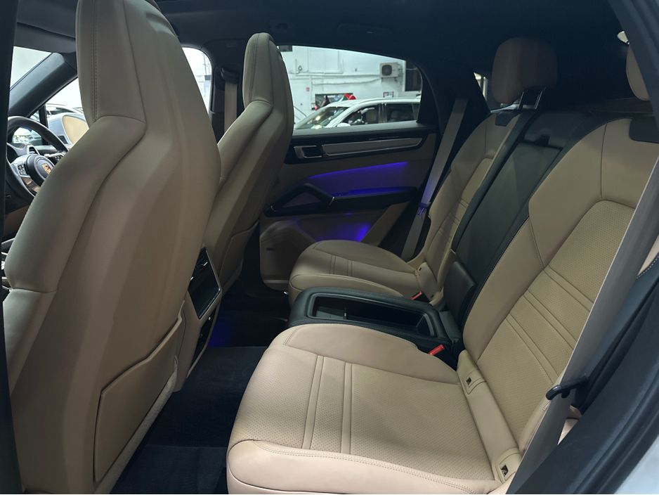 2023 Porsche Cayenne