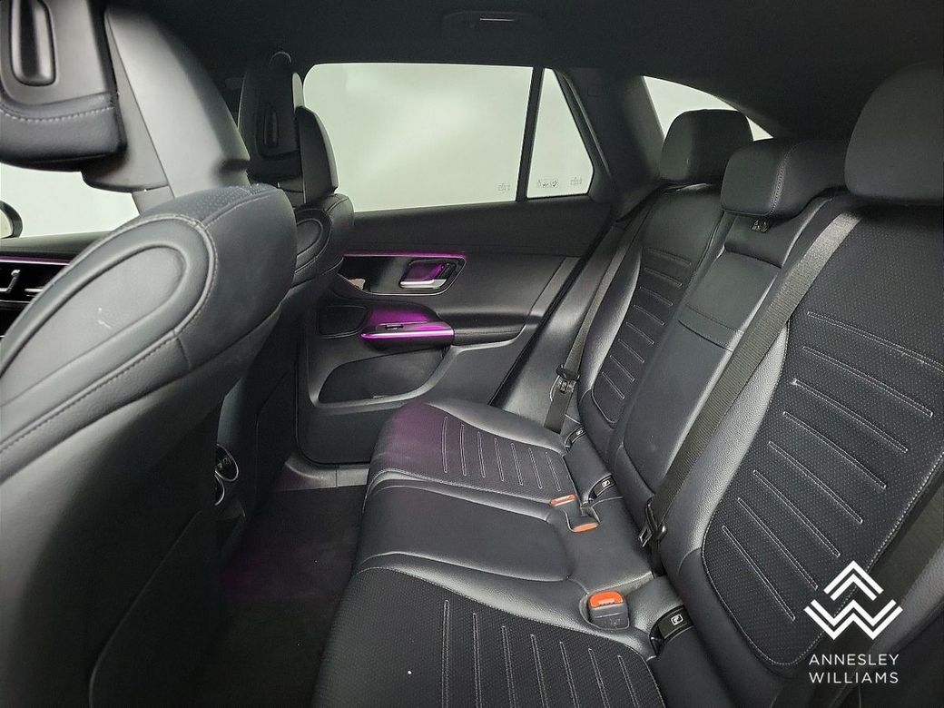 2024 Mercedes-Benz GLC Class