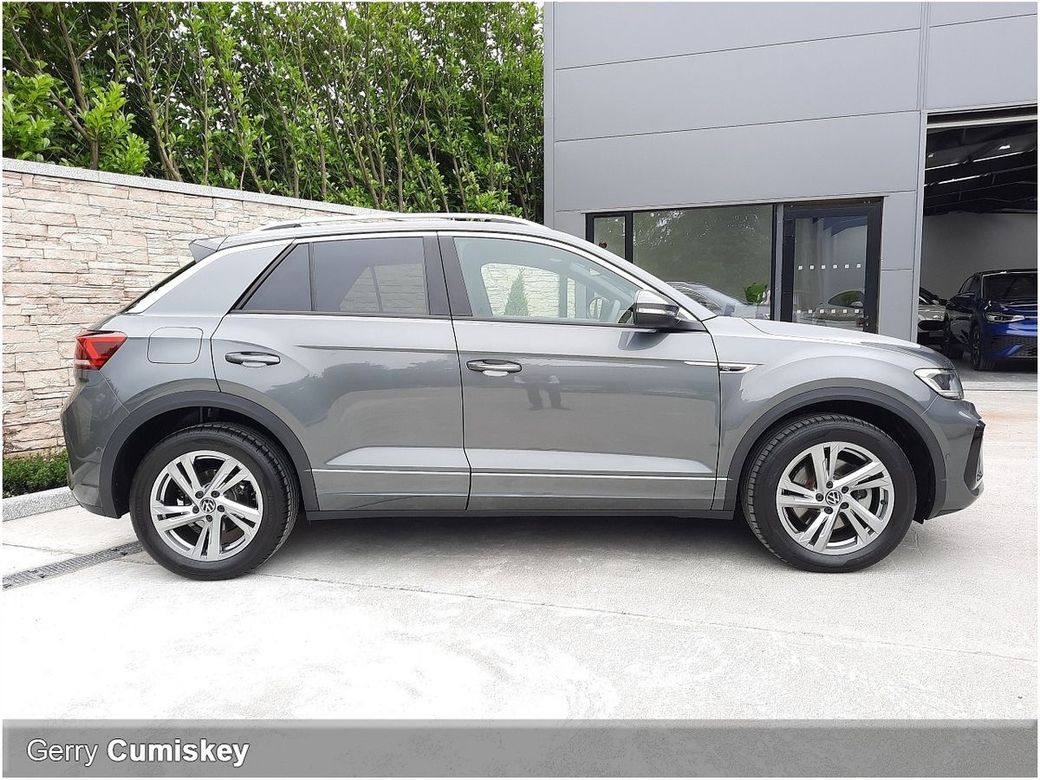2025 Volkswagen T-Roc