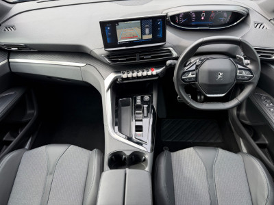 2024 Peugeot 5008
