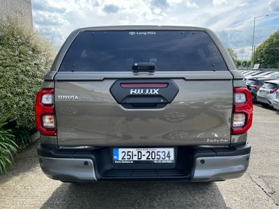 2025 Toyota Hilux