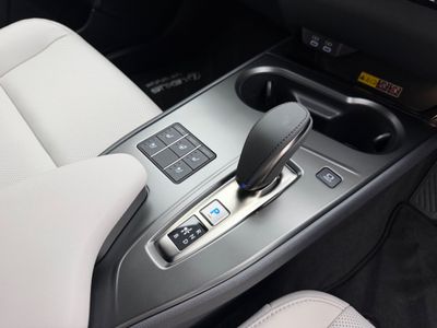 2026 Lexus UX 300e