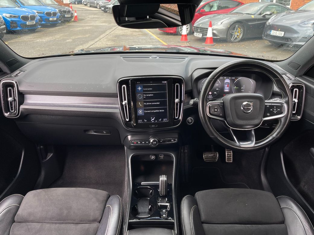 2020 Volvo XC40
