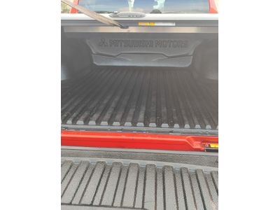 2021 Mitsubishi L200