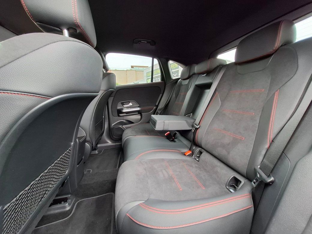 2025 Mercedes-Benz EQA