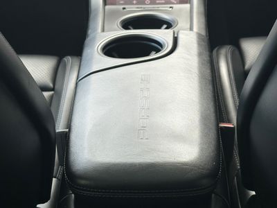 2023 Porsche Taycan