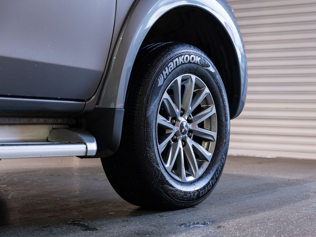 2019 Mitsubishi L200