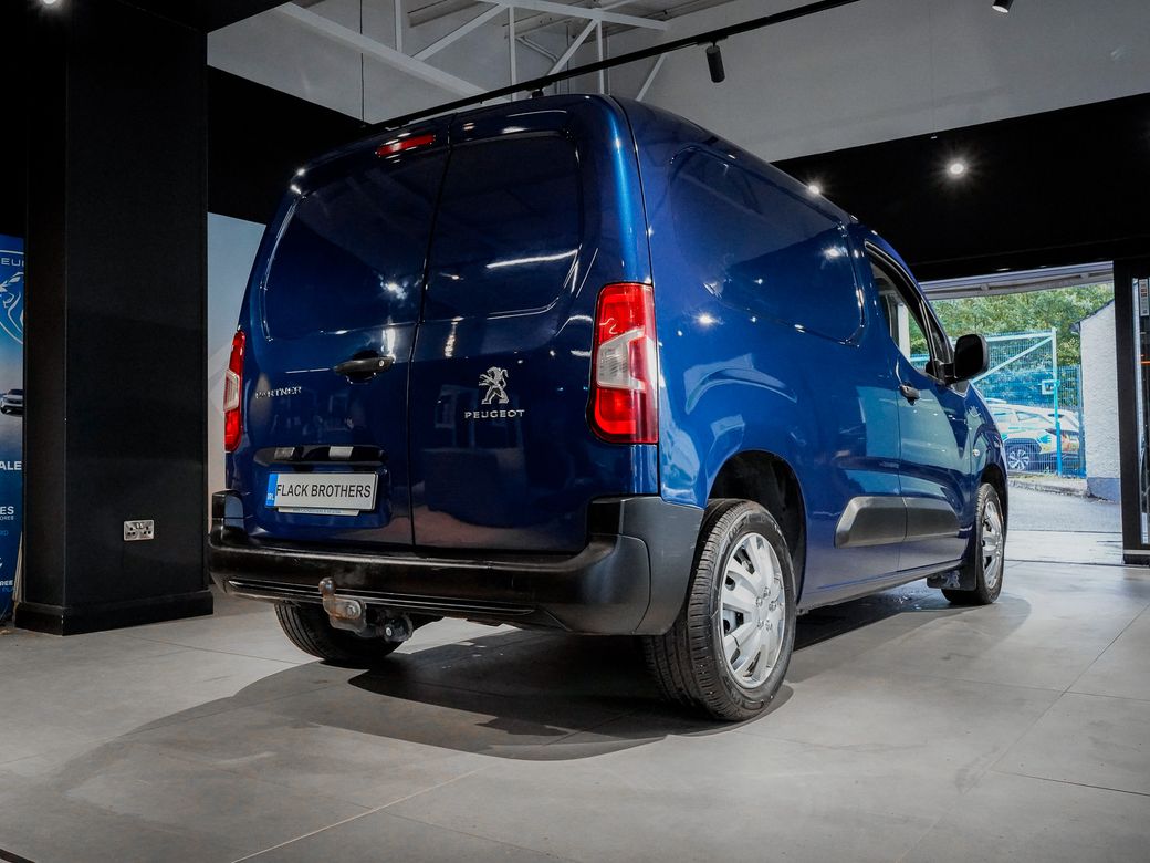 2019 Peugeot Partner