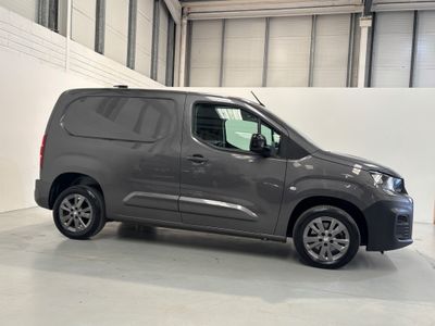 2023 Peugeot Partner