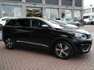 2020 Peugeot 5008