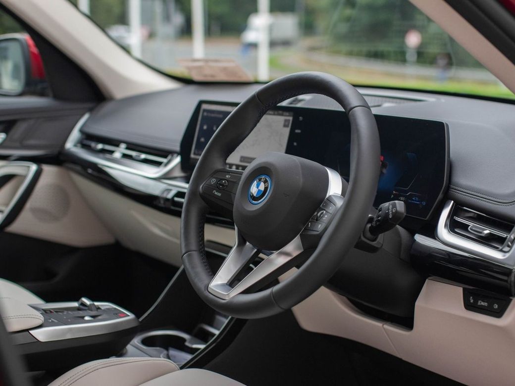 2025 BMW X1