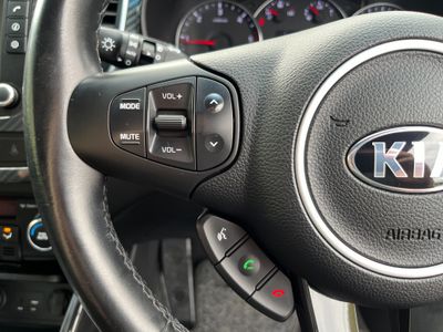 2018 Kia Carens