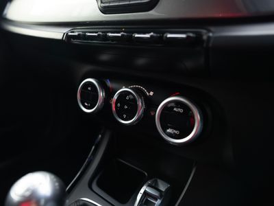 2011 Alfa Romeo Giulietta