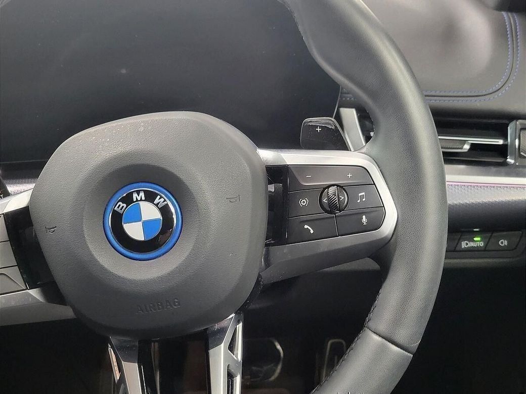 2025 BMW X1