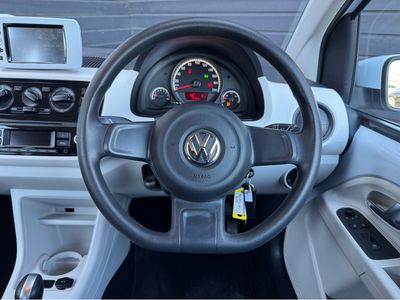 2014 Volkswagen up!