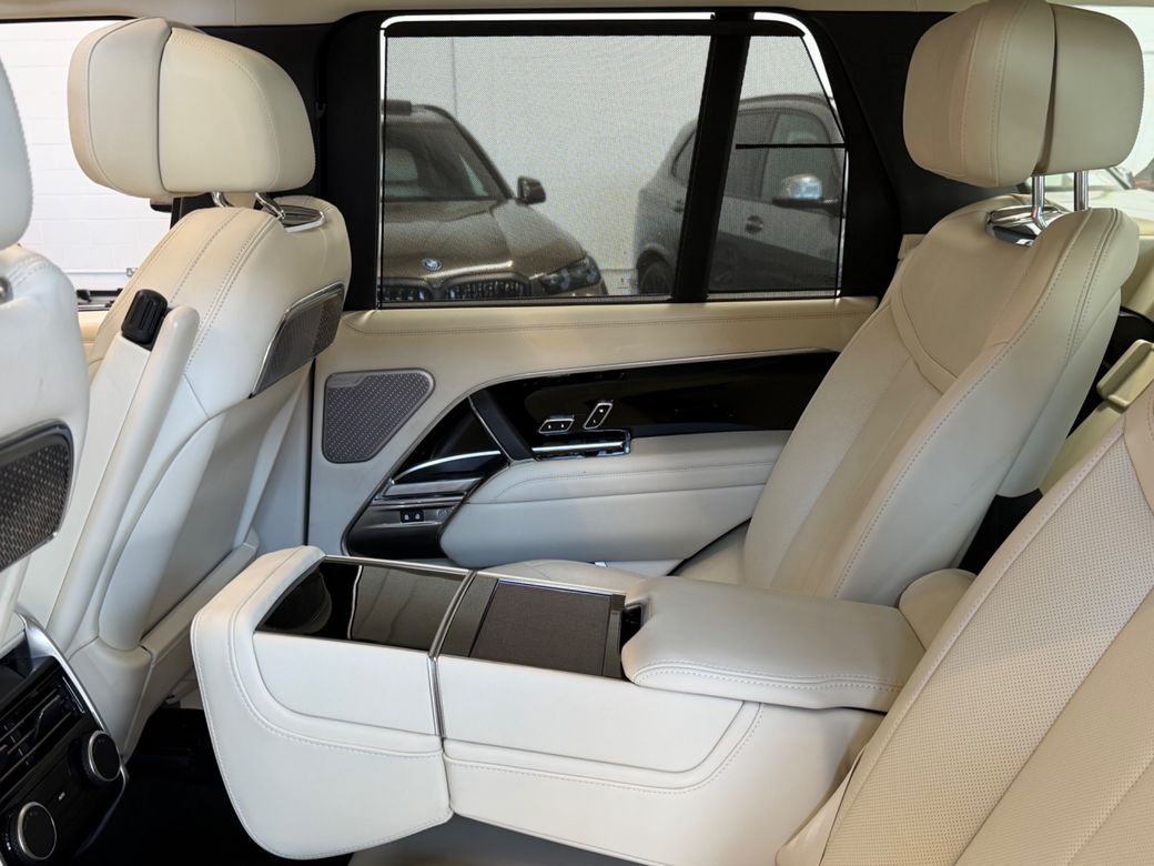 2025 Land Rover Range Rover