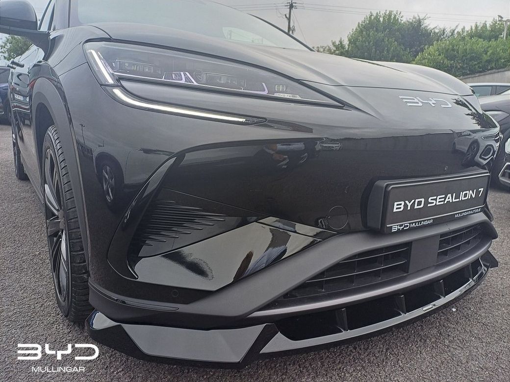 2026 BYD Sealion 7