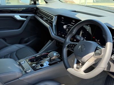 2024 Volkswagen Touareg
