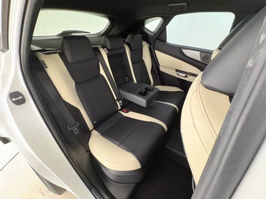 2024 Lexus NX 450H+