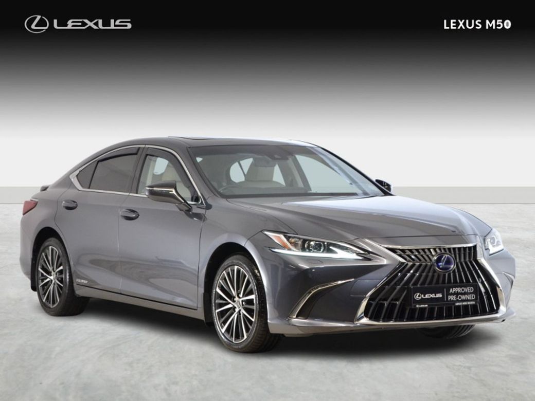 2022 Lexus ES 300h