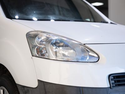 2014 Peugeot Partner