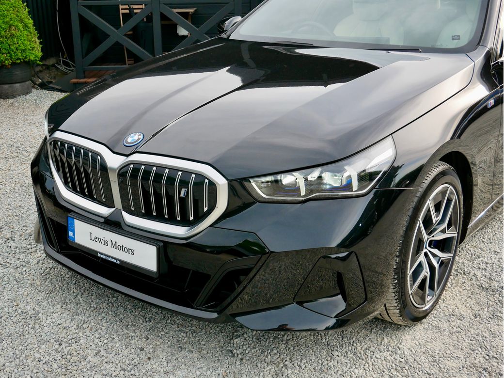 2024 BMW i5