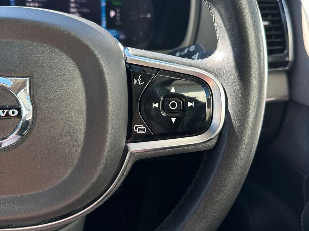 2023 Volvo XC90