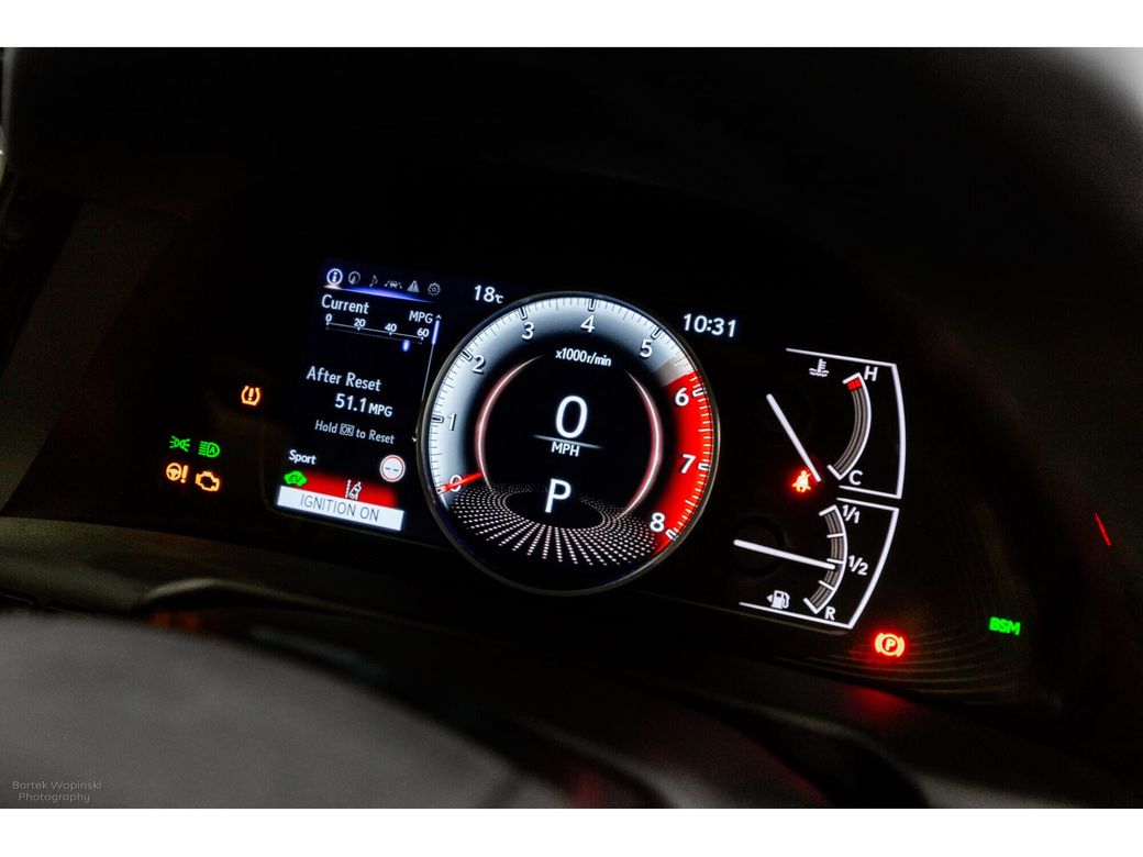 2023 Lexus ES 300h