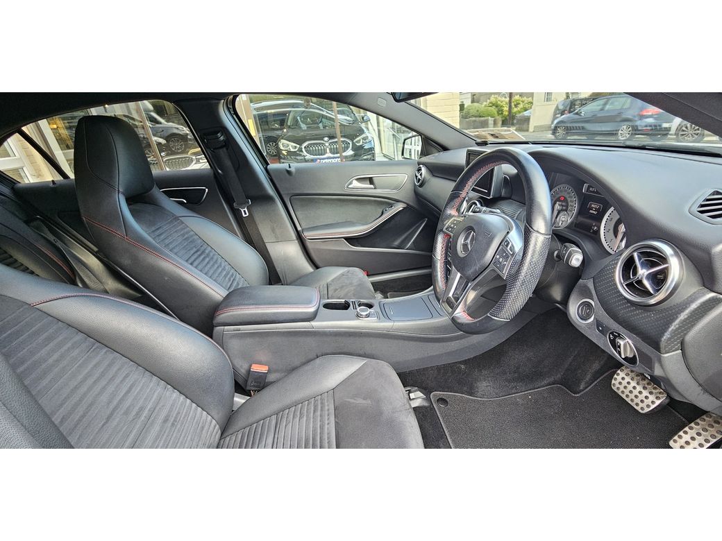2013 Mercedes-Benz A 180