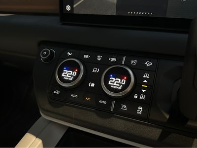 2025 Land Rover Defender