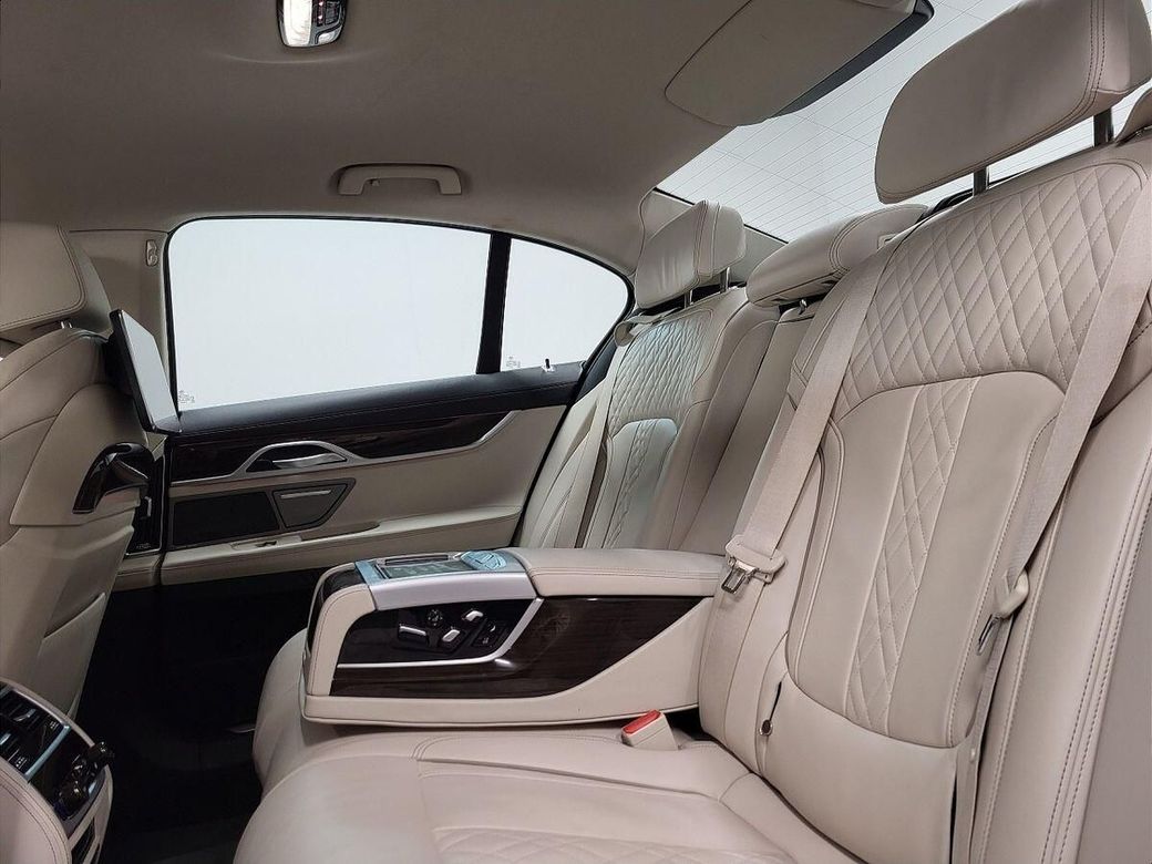 2020 BMW 7 Series