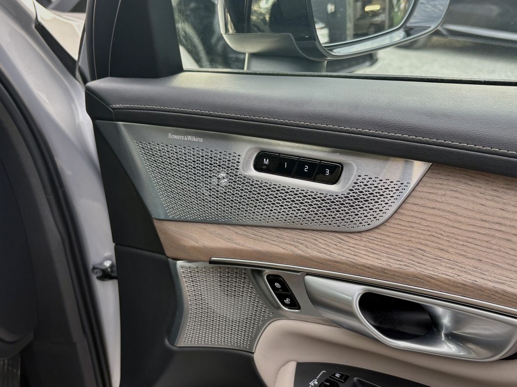2025 Volvo XC90