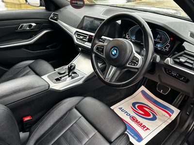 2021 BMW 330