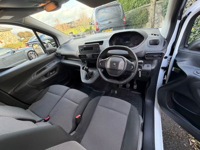 2019 Peugeot Partner