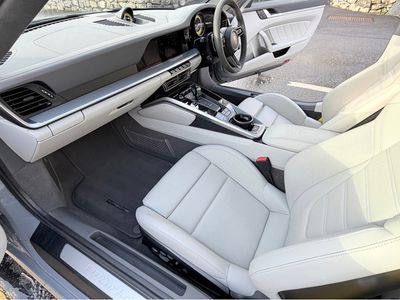 2023 Porsche 911