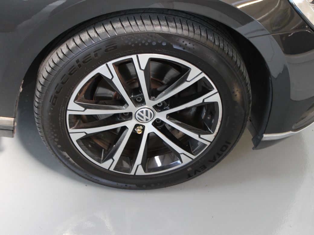 2018 Volkswagen Passat
