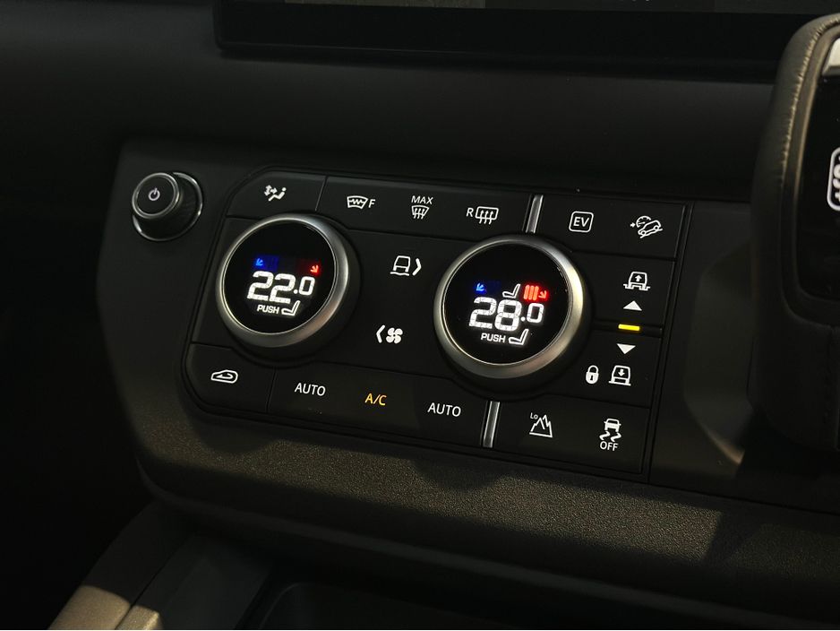 2025 Land Rover Defender