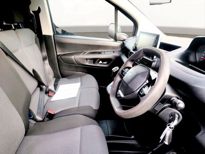 2021 Peugeot Partner