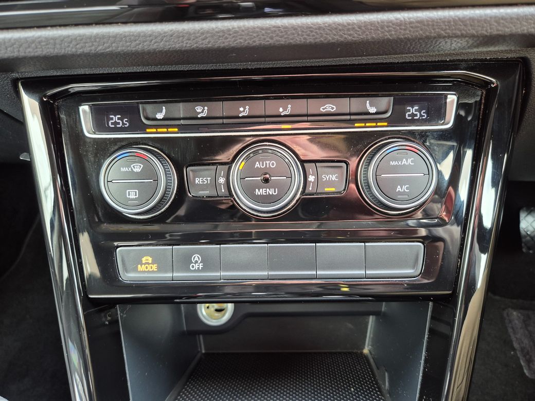 2017 Volkswagen Touran