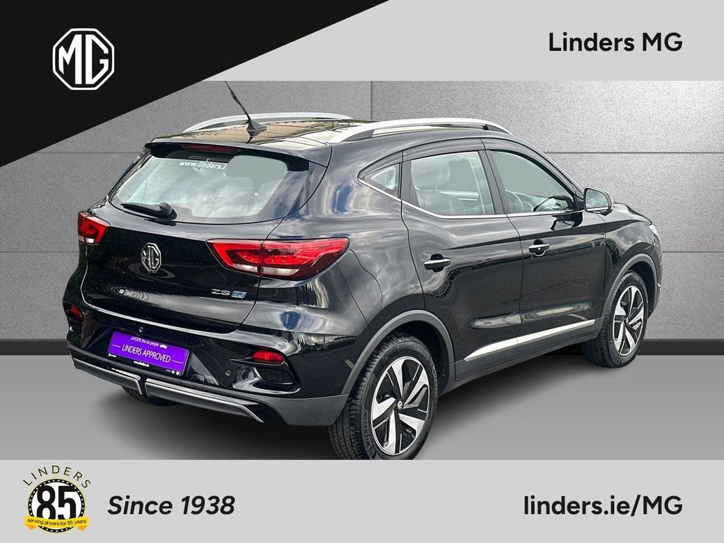 2022 MG ZS