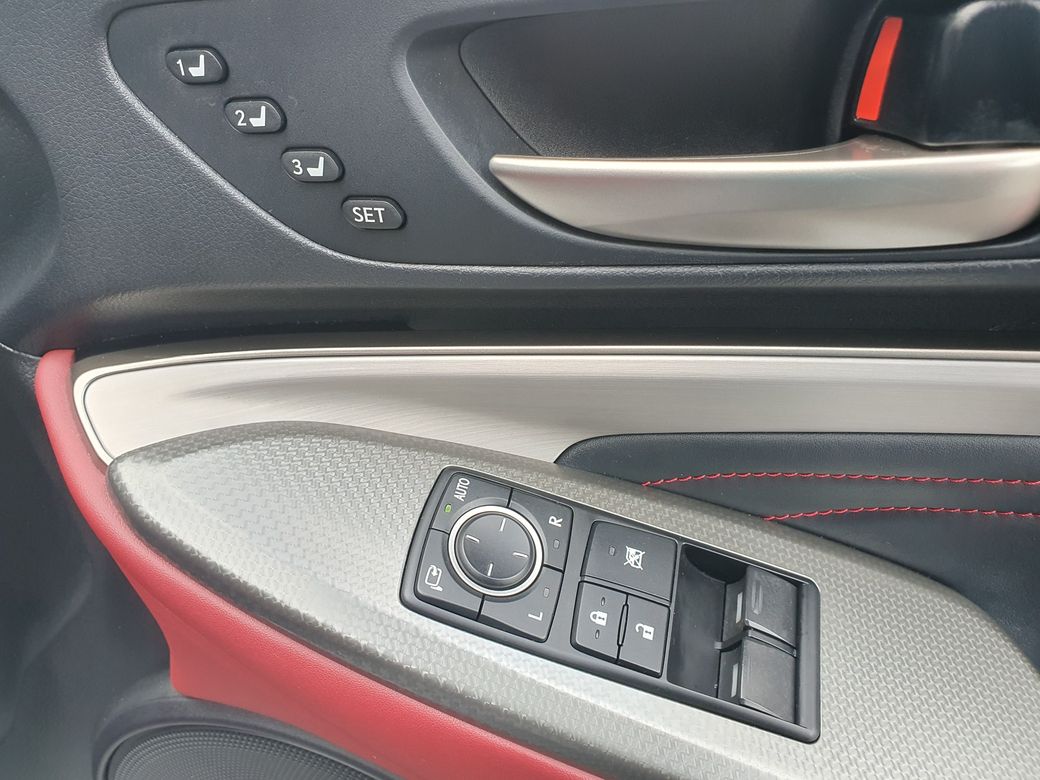 2018 Lexus RC 300h