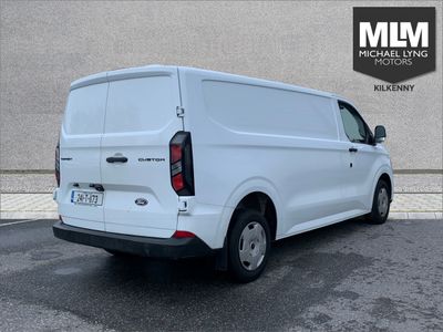 2024 Ford Transit Custom