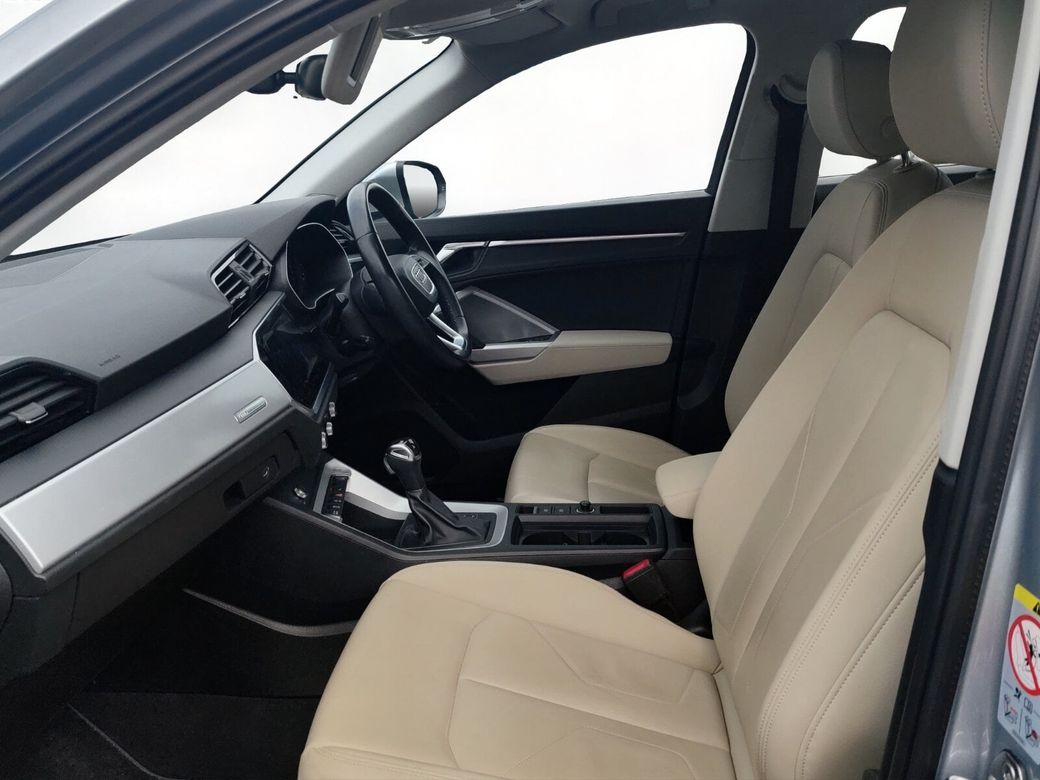 2022 Audi Q3