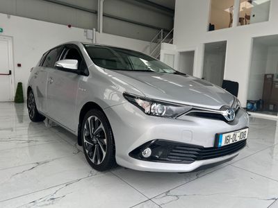 2016 Toyota Auris