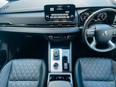 2023 Mitsubishi Outlander